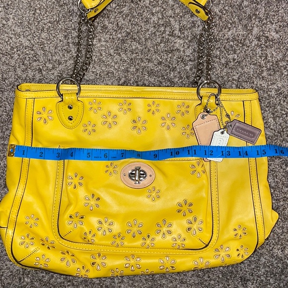 COACH yellow tote - Picture 2 of 4